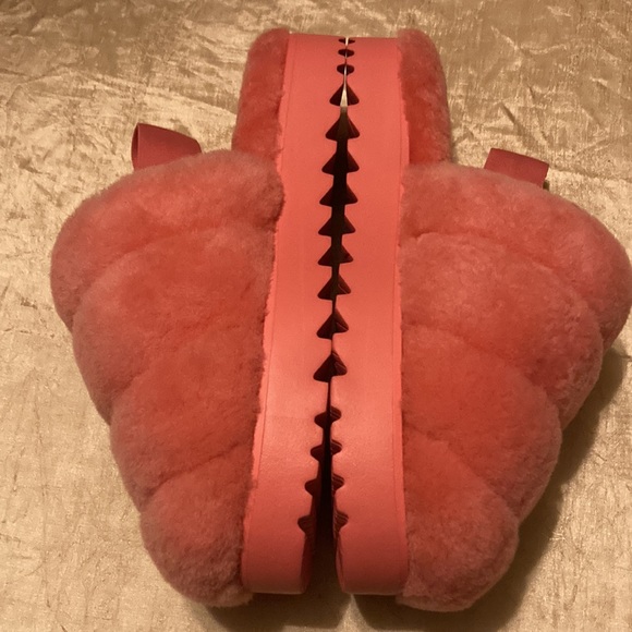 Ugg Super Fluff Pink - Picture 3 of 6